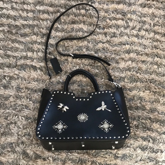 Cromia Leather Bag with adorable embellishment - Picture 2 of 8